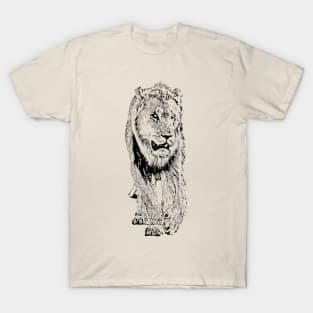 Big Male Lion on Patrol | African Wildlife T-Shirt